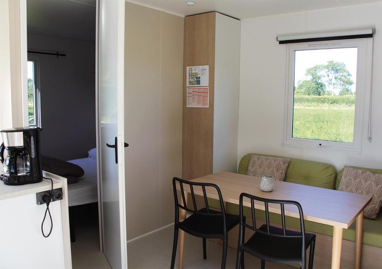 Tournieres Camping Le Picard מראה חיצוני תמונה