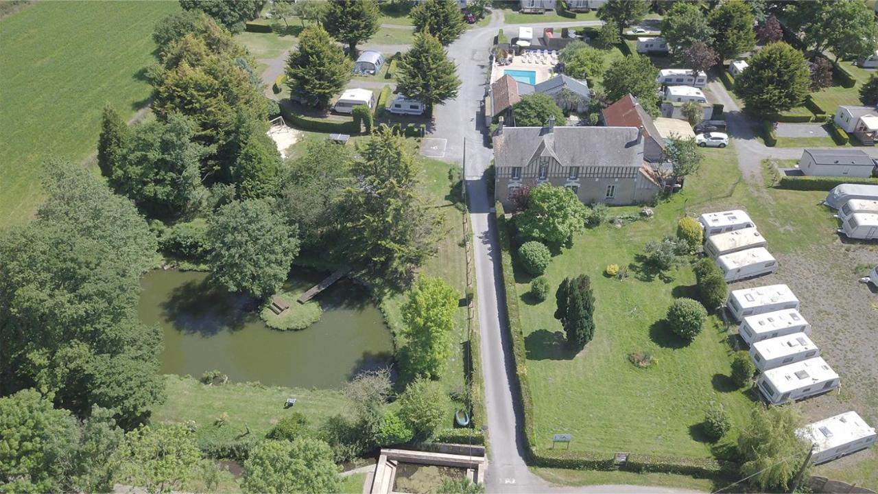 Tournieres Camping Le Picard מראה חיצוני תמונה